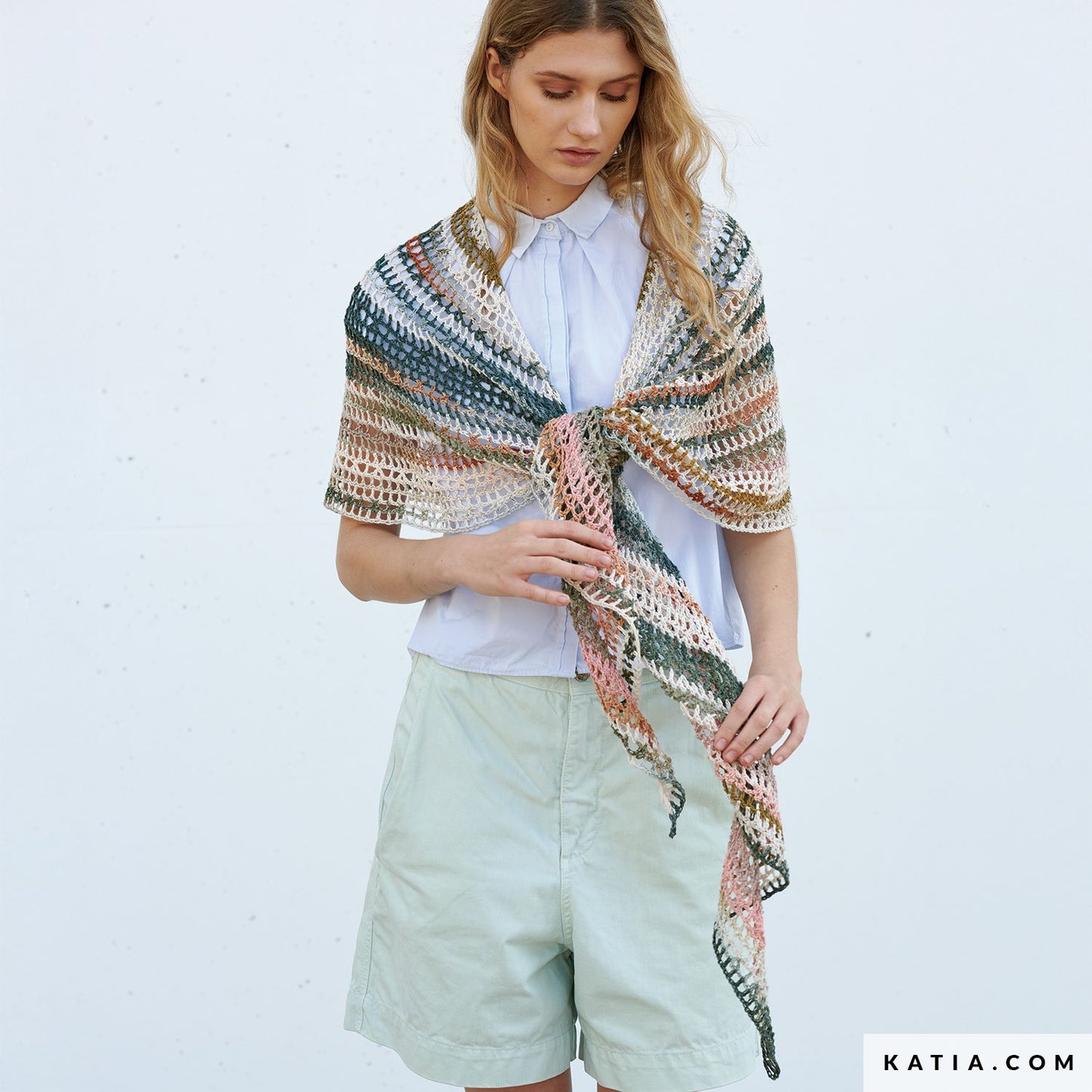 Katia Crescent-shaped Shawl (FREE PDF)