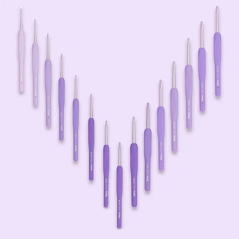 Etimo Murasaki Crochet Hook with Cushion Grip